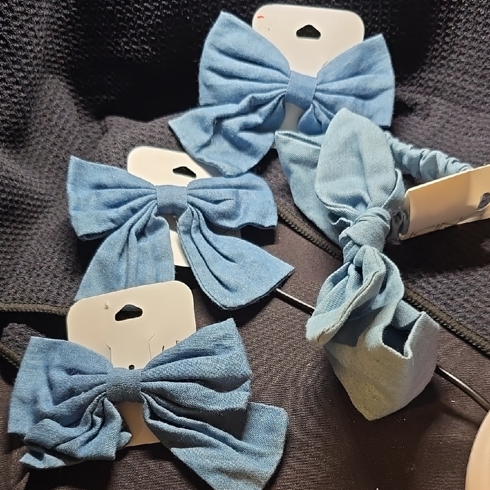Blue Bow Hair Accessories Set NWT